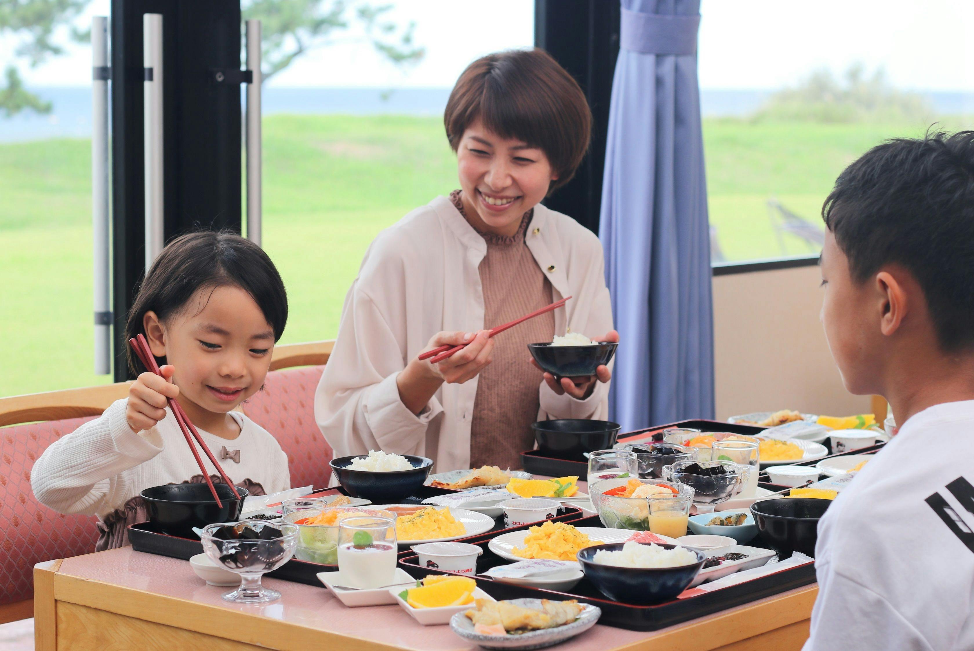 Hotel Familio Sado Aikawa