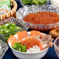 บุฟเฟ่ต์อาหารเช้าพร้อมเมนูพิเศษจากเกาะ