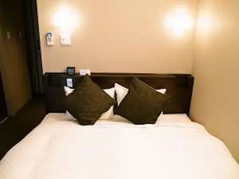 ประเภท SD กึ่งคู่ ※ภาพเป็นชุดสำหรับ 2 คน