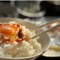 ข้าวราดไข่ดิบ