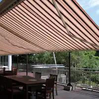 ระเบียงสนามกอล์ฟ