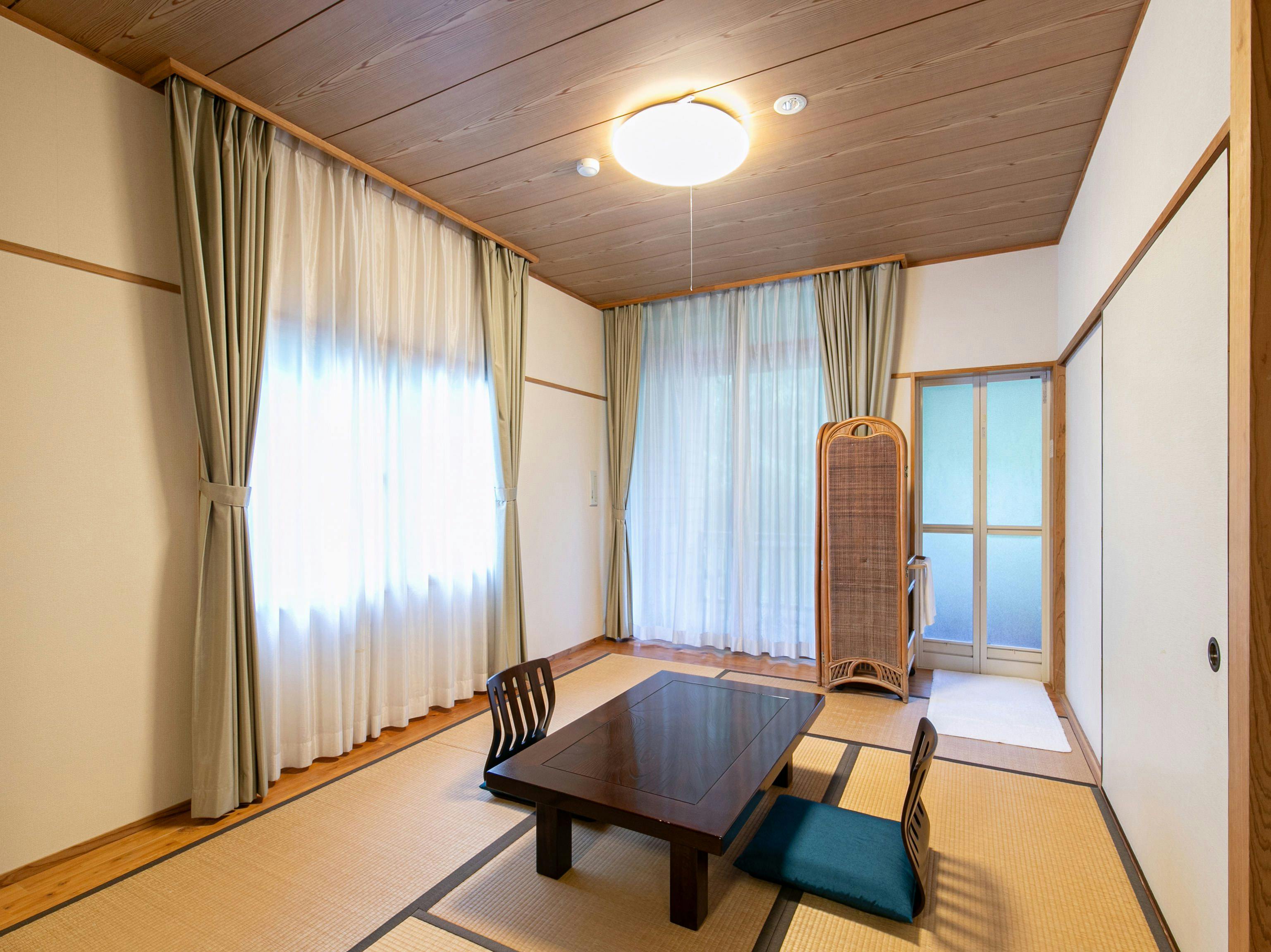 Fontana no Oka Kamou: The Scent of Wood and Beautiful Hot Springs