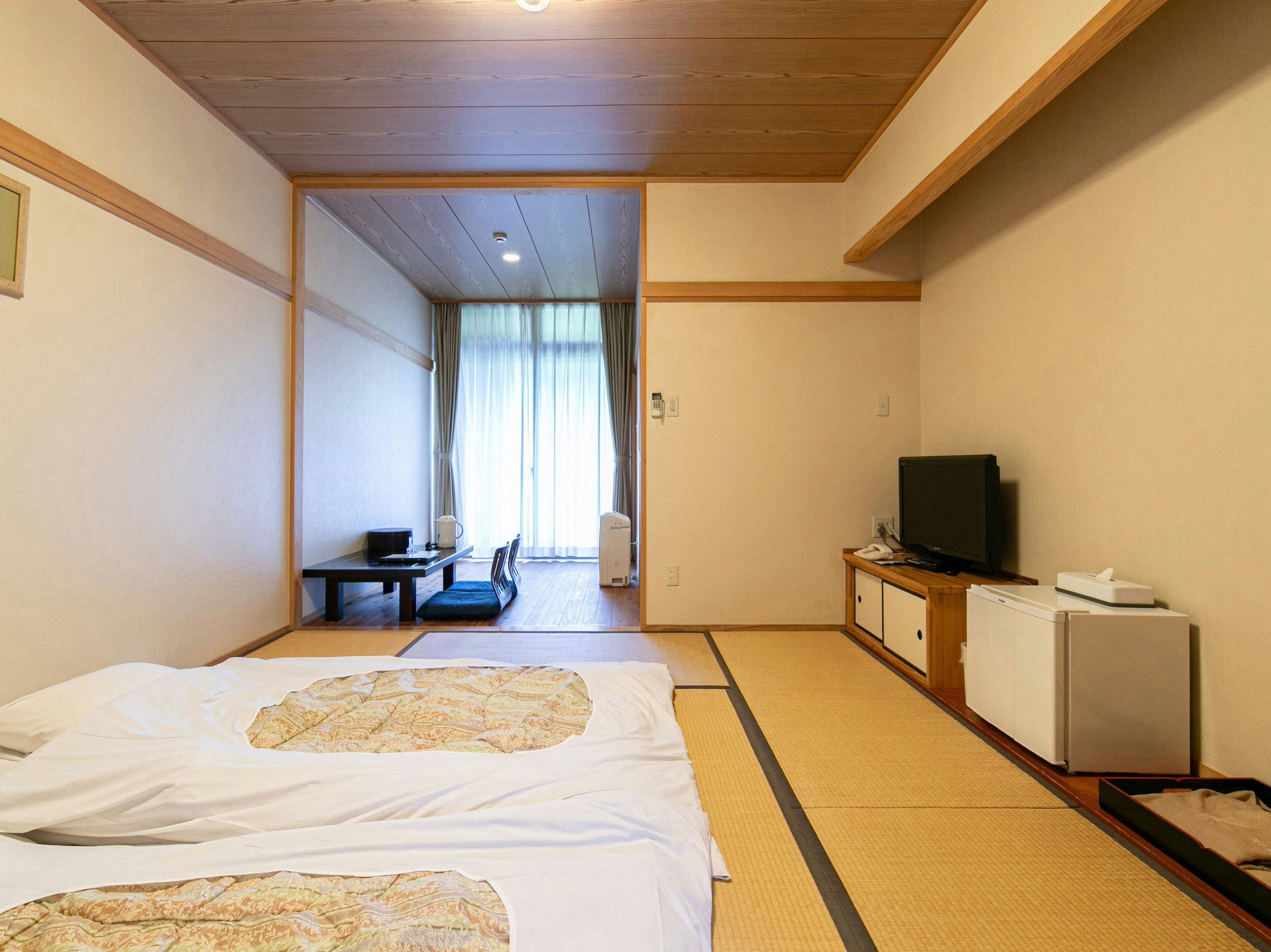Fontana no Oka Kamou: The Scent of Wood and Beautiful Hot Springs