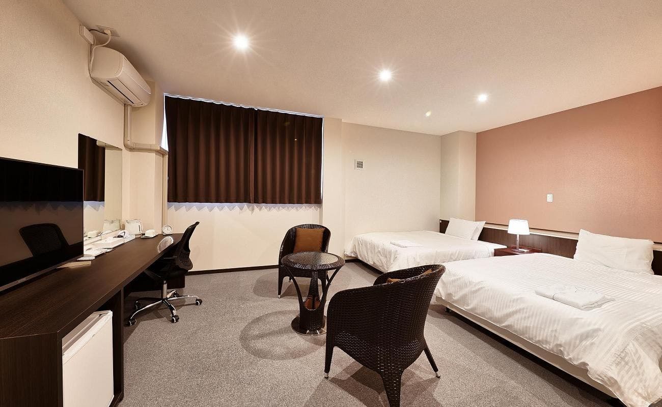 Crown Hotel Okinawa Annex