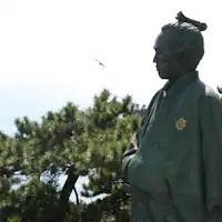 Disediakan oleh: Kota Kōchi, Patung Ryōma