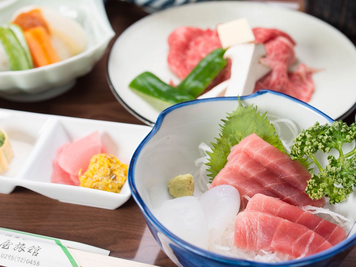 [ฤดูกาลพิเศษพร้อมอาหาร 2 มื้อ]