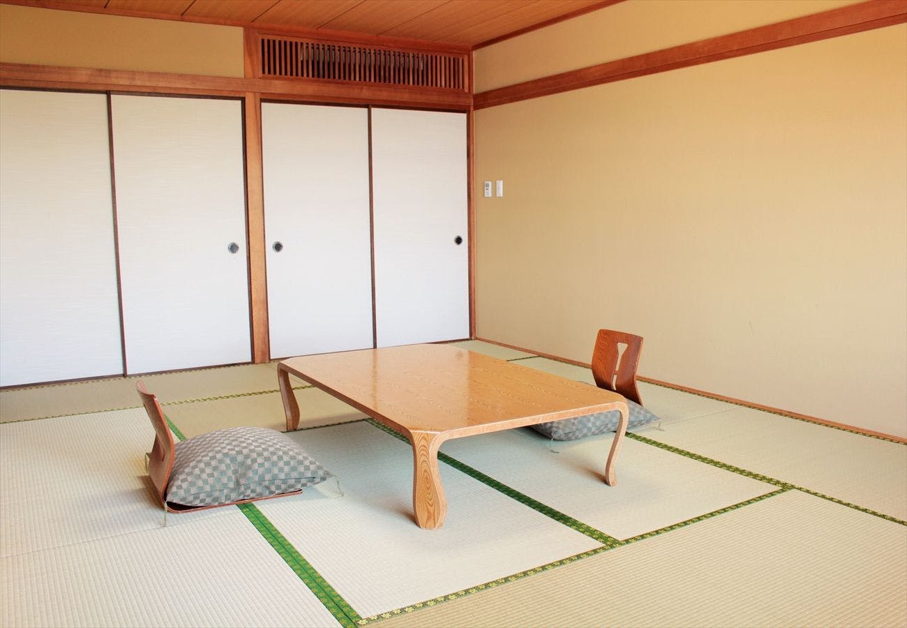 Miyajima Seaside Hotel