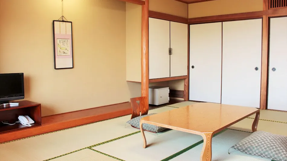 Miyajima Seaside Hotel