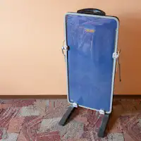 * อุปกรณ์ให้ยืม (เครื่องกดกางเกง)