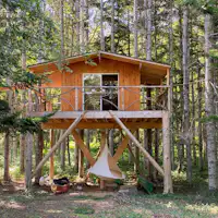 บ้านต้นไม้สำหรับผู้เข้าพักเท่านั้น