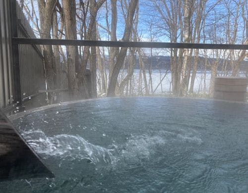 専用の露天風呂は源泉掛け流し