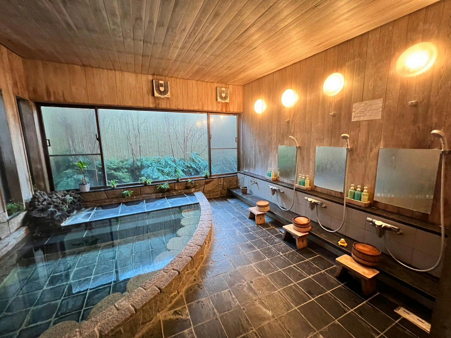 Asante Inn