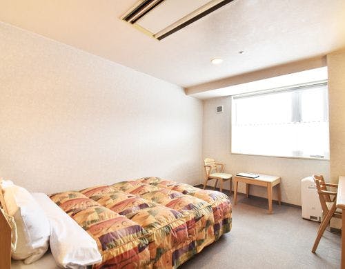 スタンダードダブル（23平米）