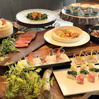 【บุฟเฟ่ต์อาหารเย็น】