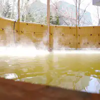 บ่อน้ำพุร้อนกลางแจ้ง