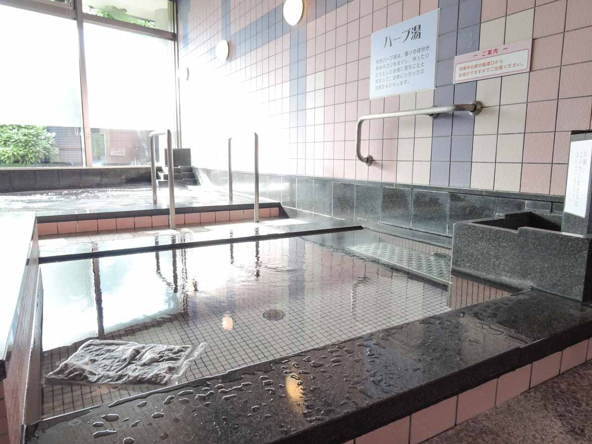 *【大浴場】おすすめは週替わりのハーブ湯