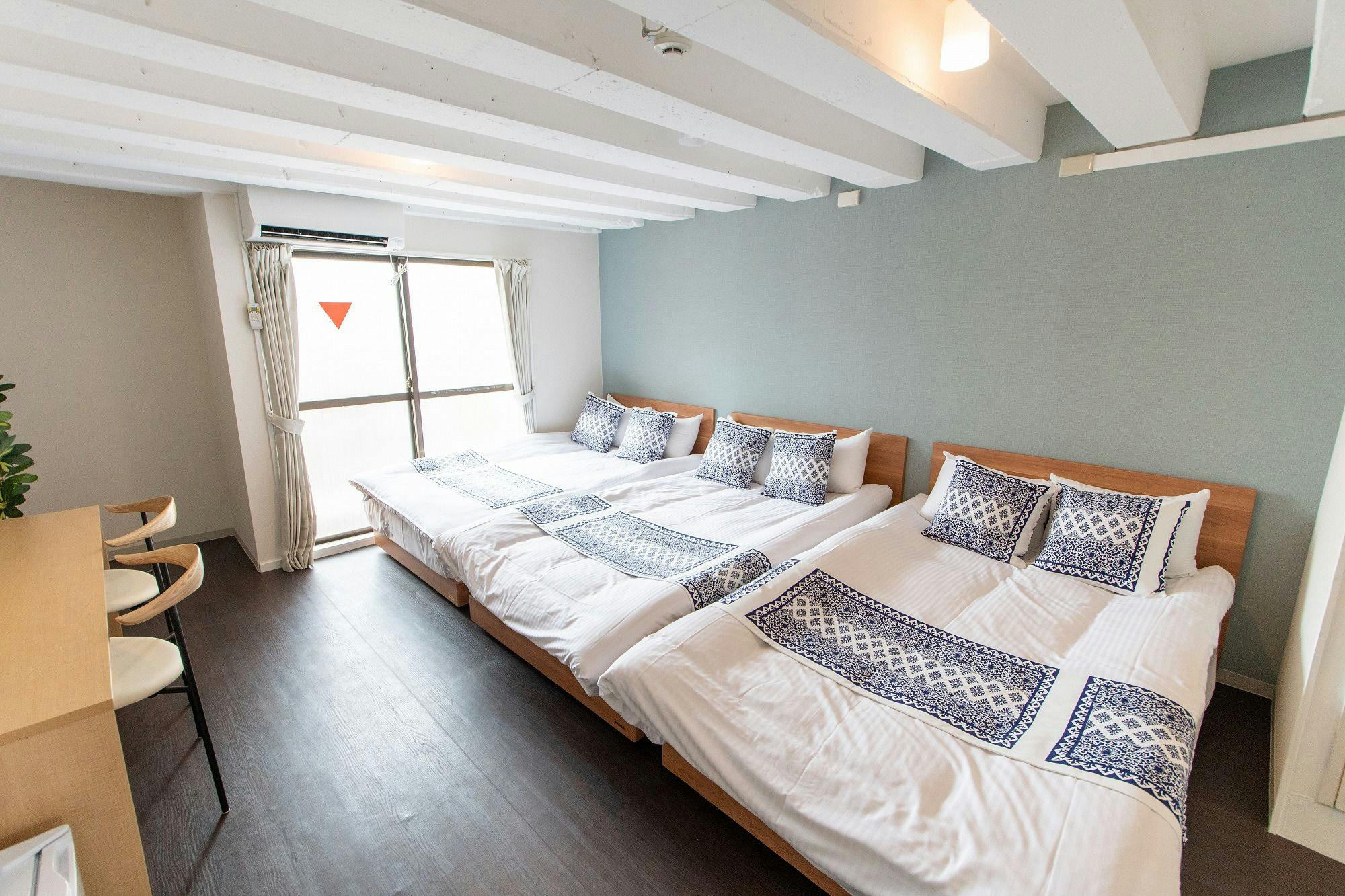 LUANA Hotel in Nakano