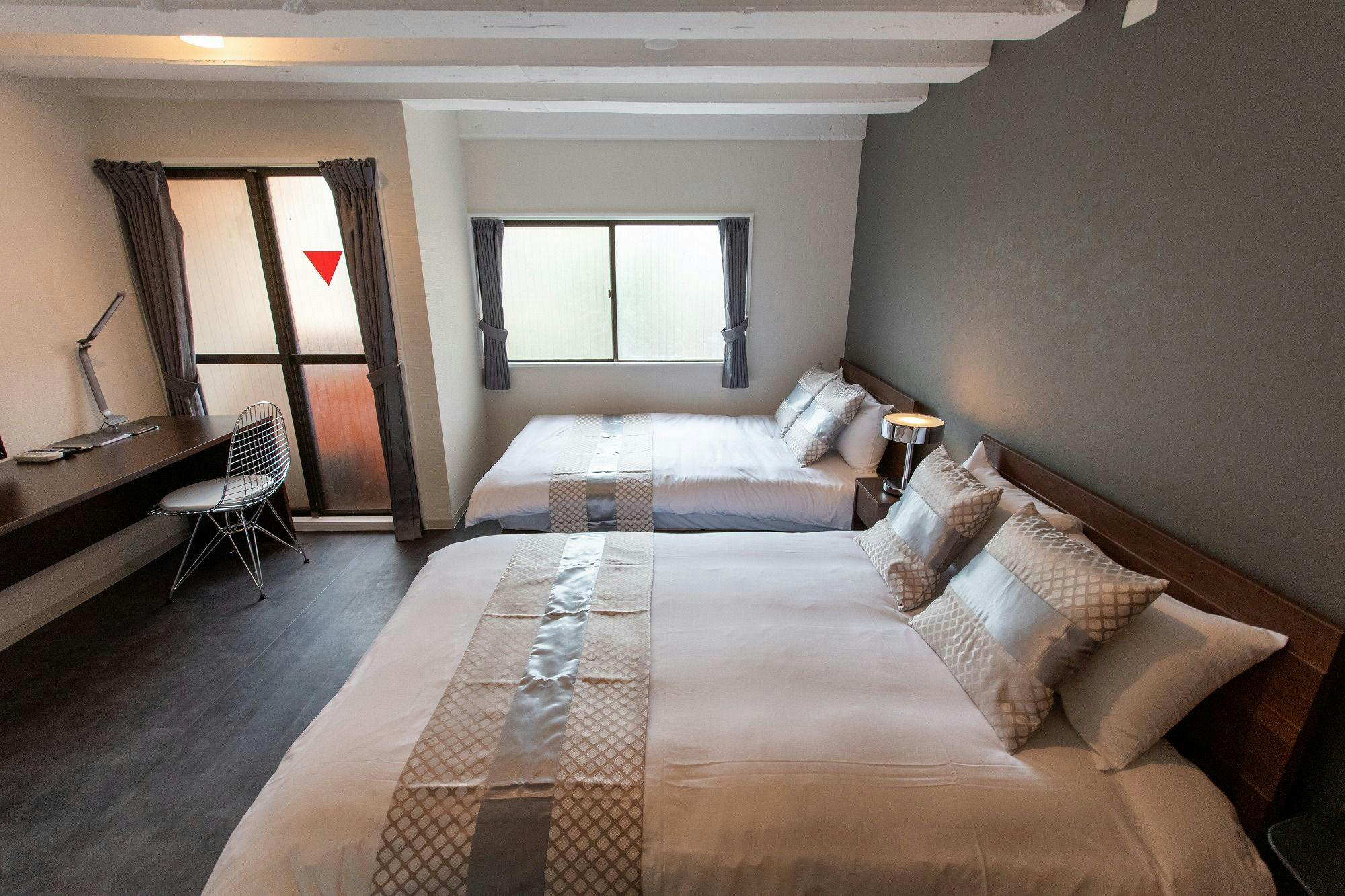 LUANA Hotel in Nakano