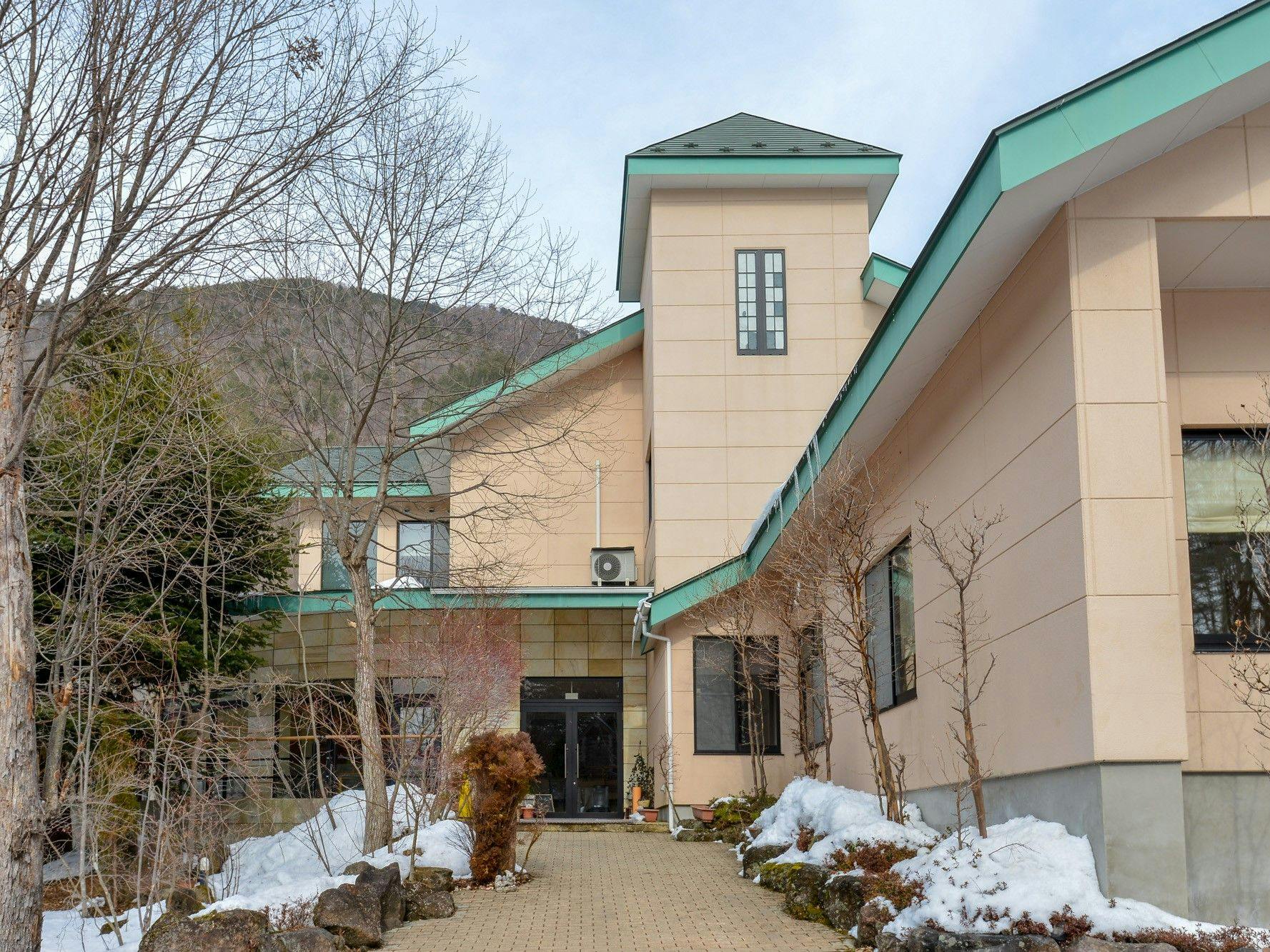 Shiobara Onsen Petit Hotel U-feel with Private Bath in Every Room