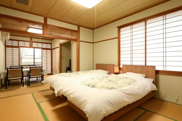 Kamar gaya Jepang dan Barat 14 tatami