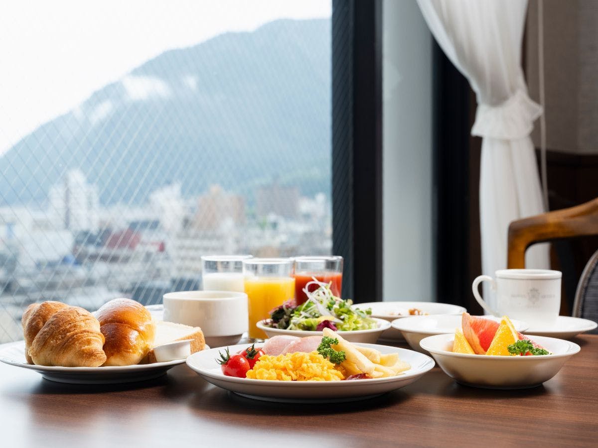 【อาหารเช้า】อาหารเช้าที่ร้านอาหารที่น่ารื่นรมย์