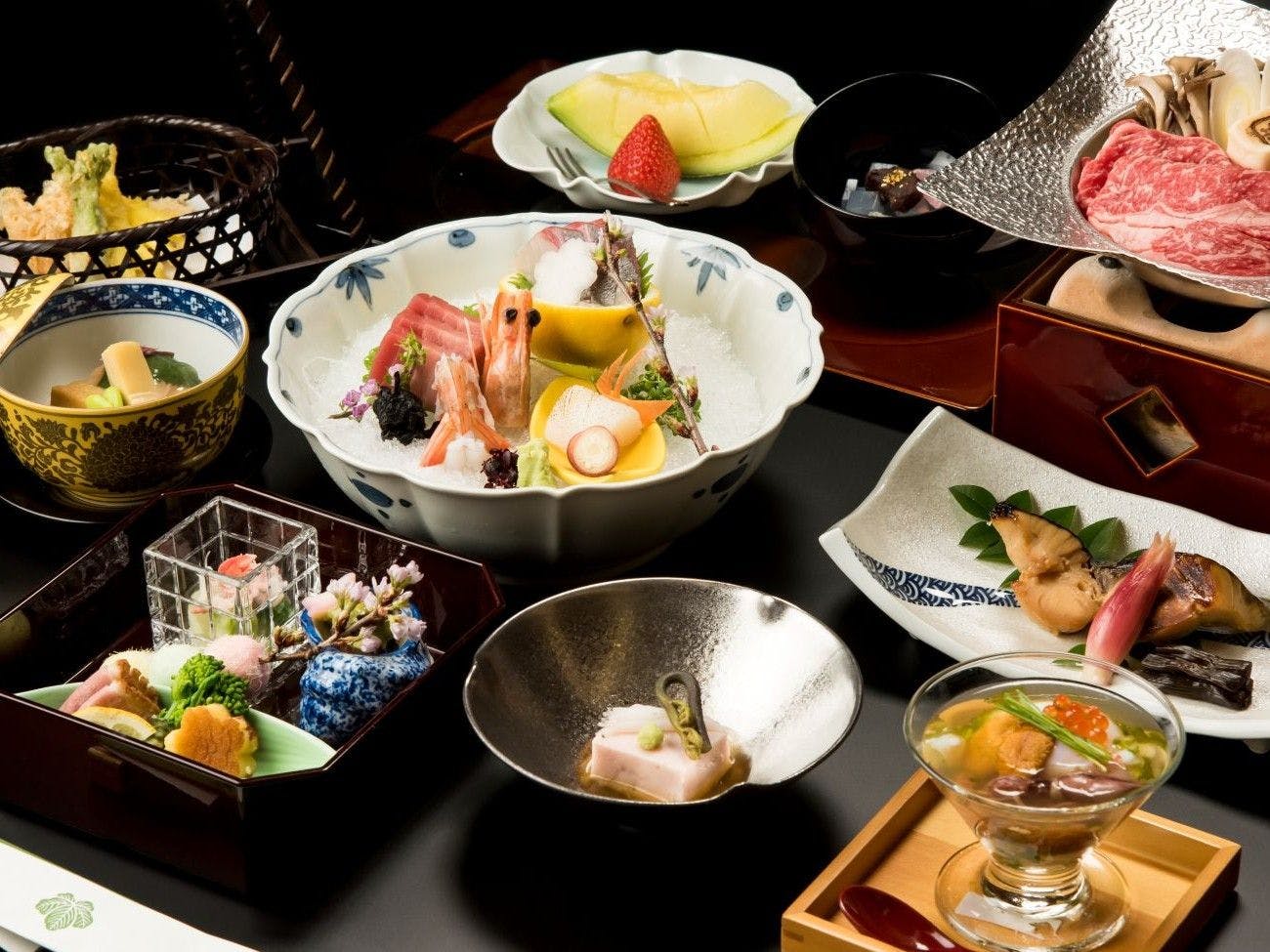 Hakone Yumoto Onsen Gensen Kakenagashi Furotsuki Hanare Oheya Shoku no Yado Yamabeso