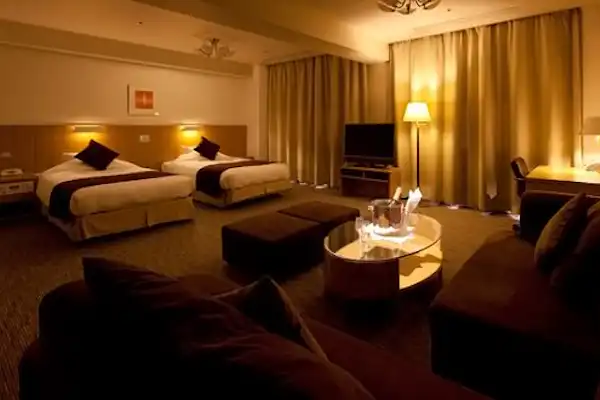 ห้องสวีทอาคารตะวันออก