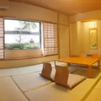 ห้องพักสไตล์ญี่ปุ่นในอาคารฝั่งตะวันออก