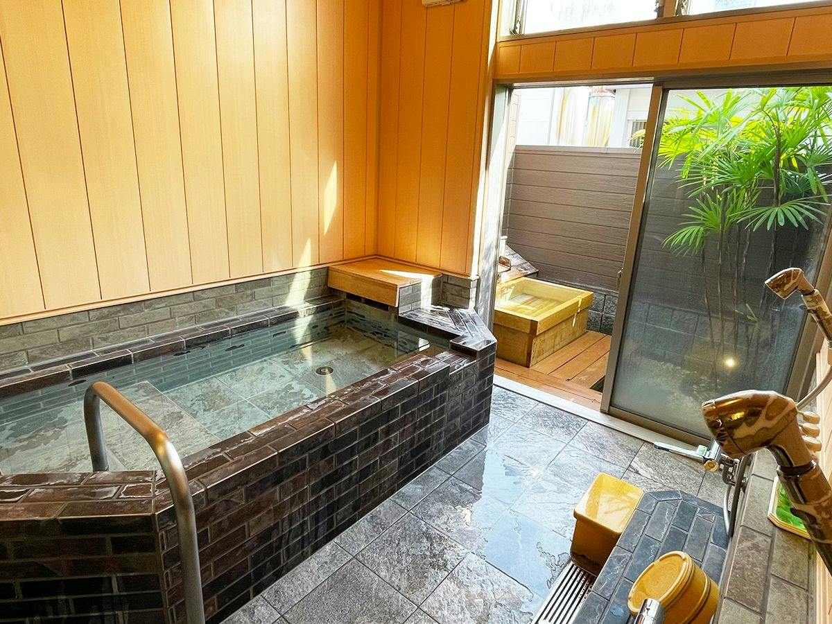 THE TRAILERHOUSE VILLAGE Omuta SPA
