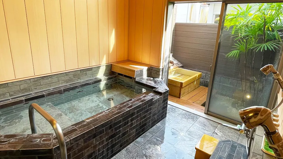 THE TRAILERHOUSE VILLAGE Omuta SPA