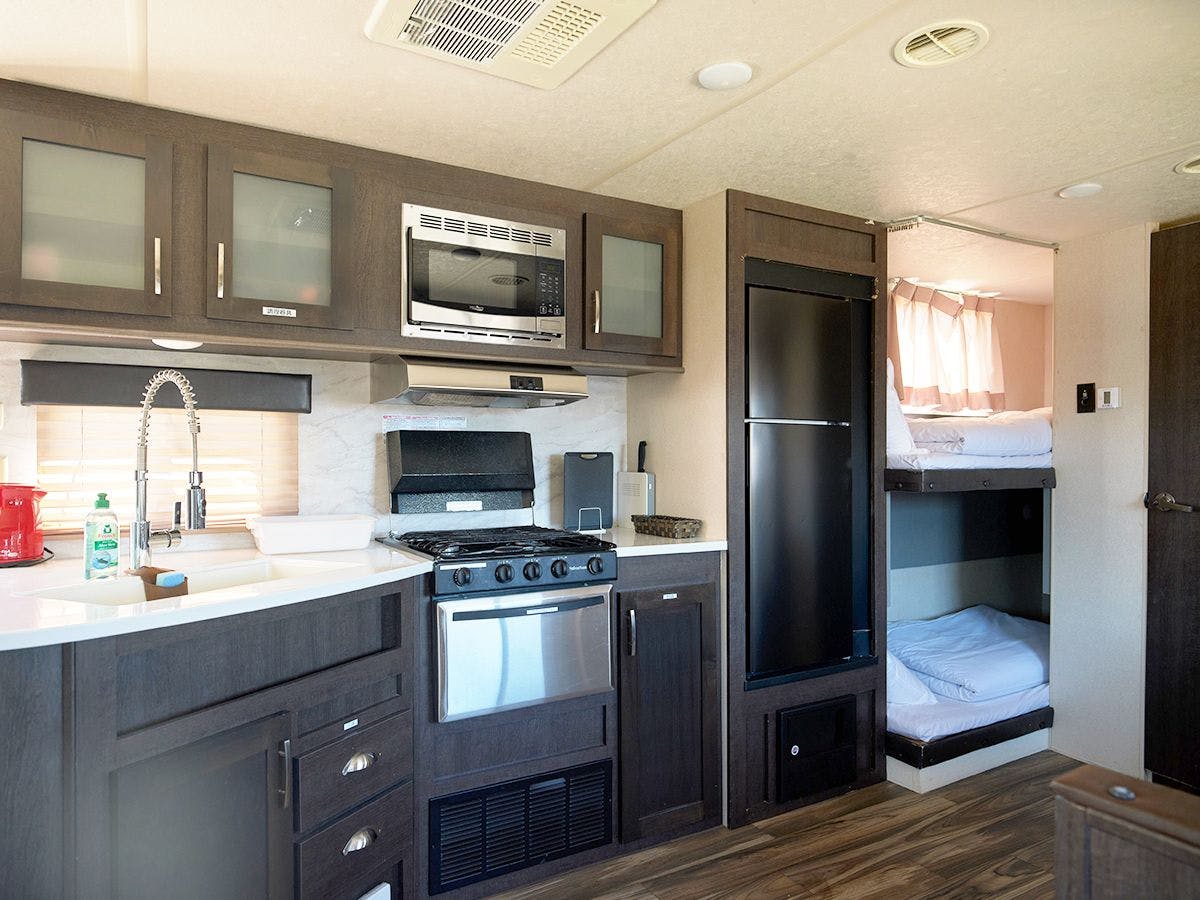 THE TRAILERHOUSE VILLAGE Omuta SPA