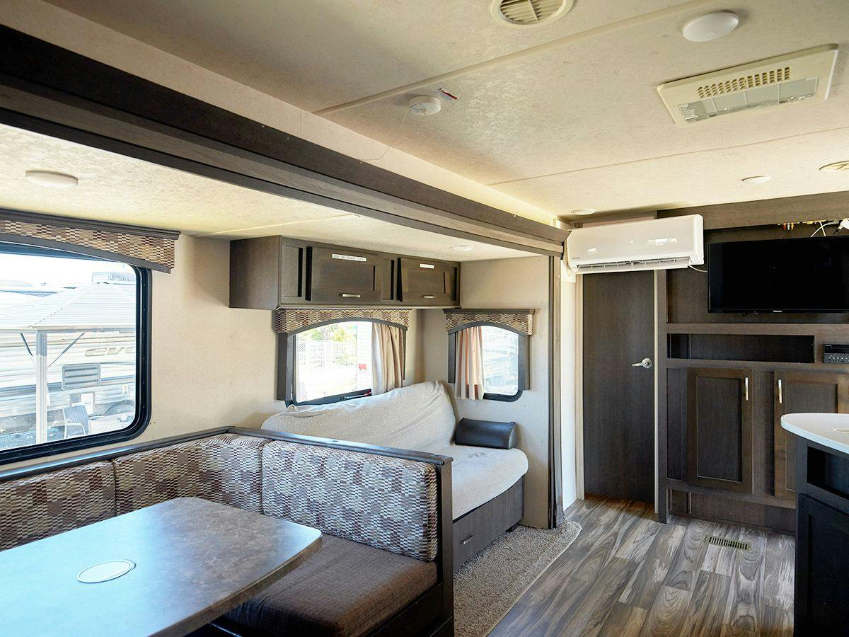 THE TRAILERHOUSE VILLAGE Omuta SPA
