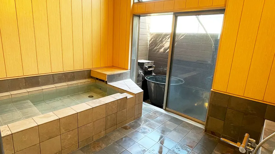 THE TRAILERHOUSE VILLAGE Omuta SPA
