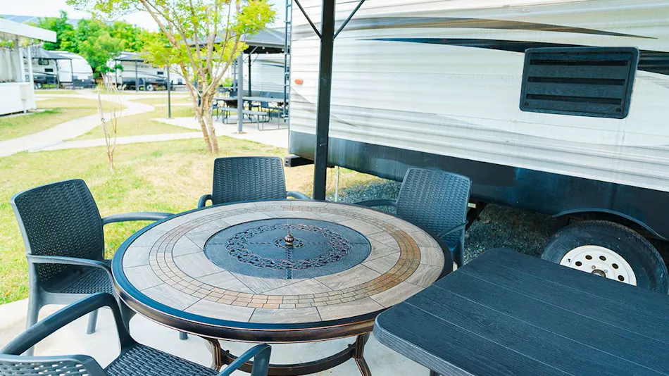 THE TRAILERHOUSE VILLAGE Omuta SPA
