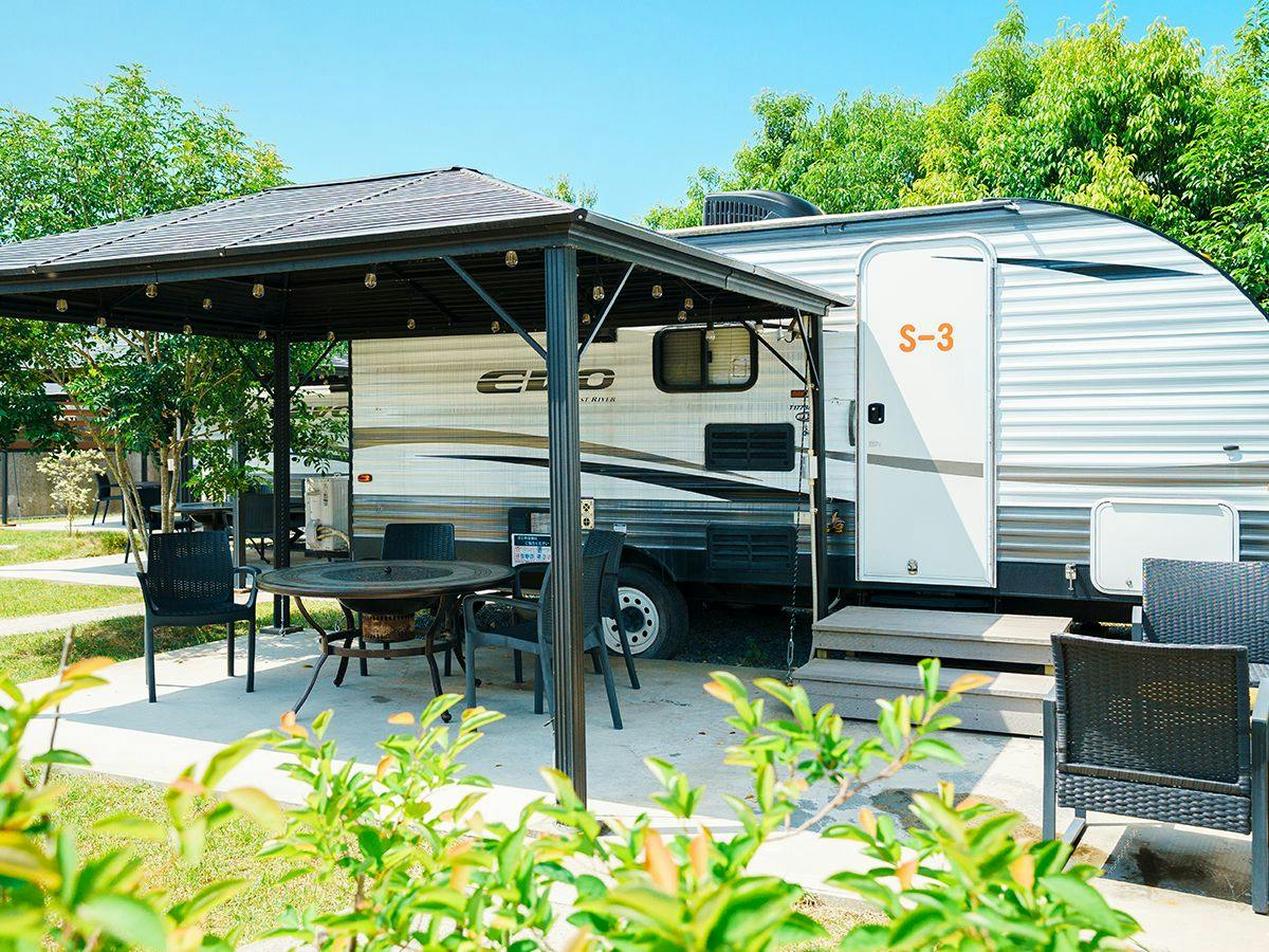 THE TRAILERHOUSE VILLAGE Omuta SPA