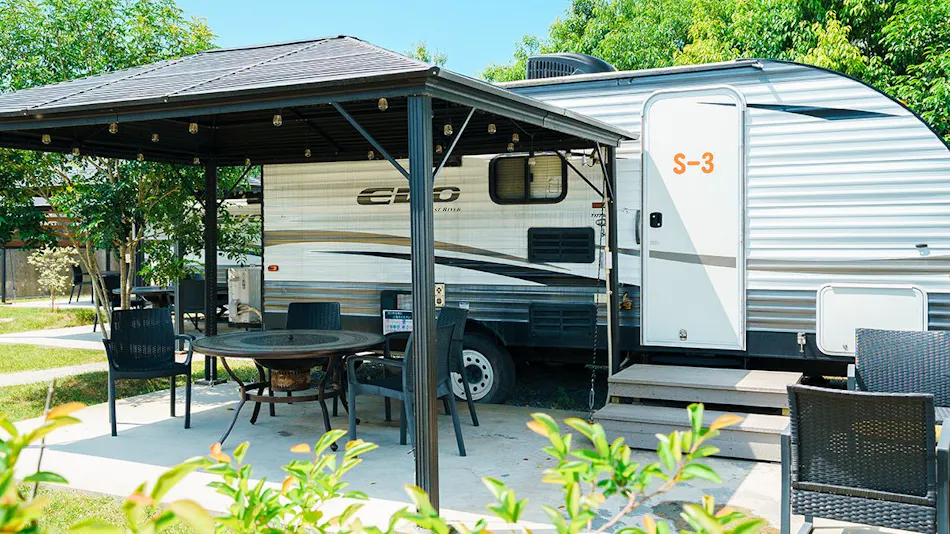 THE TRAILERHOUSE VILLAGE Omuta SPA