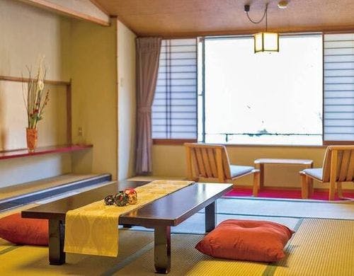 こたつ付きのお部屋で、寒い冬も温かい！