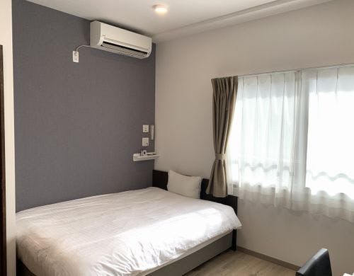 ベッド幅は広々の140センチ！