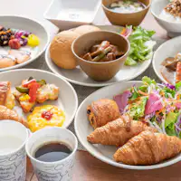 일식과 양식을 모두 즐기실 수 있습니다.