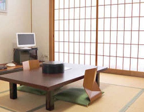 和室８畳トイレ付