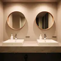 ห้องอาบน้ำฝักบัว