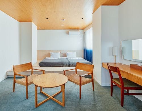 デラックスキングルーム