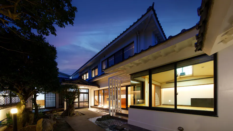 Crystal Villa Kanagusuku