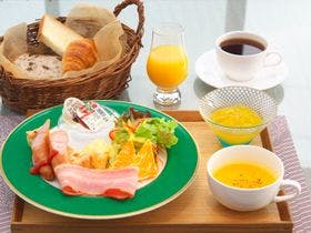 リゾートホテル伊東山荘