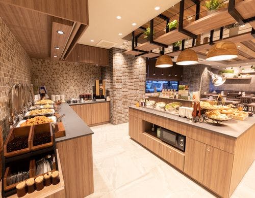 栄養とボリューム感満点の無料健康朝食