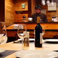 케이터링으로 요리를 맛볼 수 있어요!