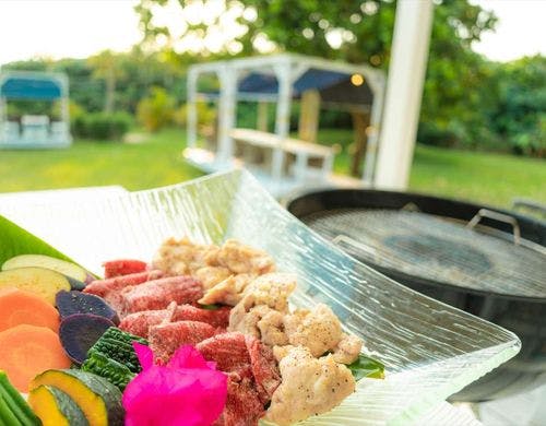 夕食はガーデンBBQで石垣牛を満喫!