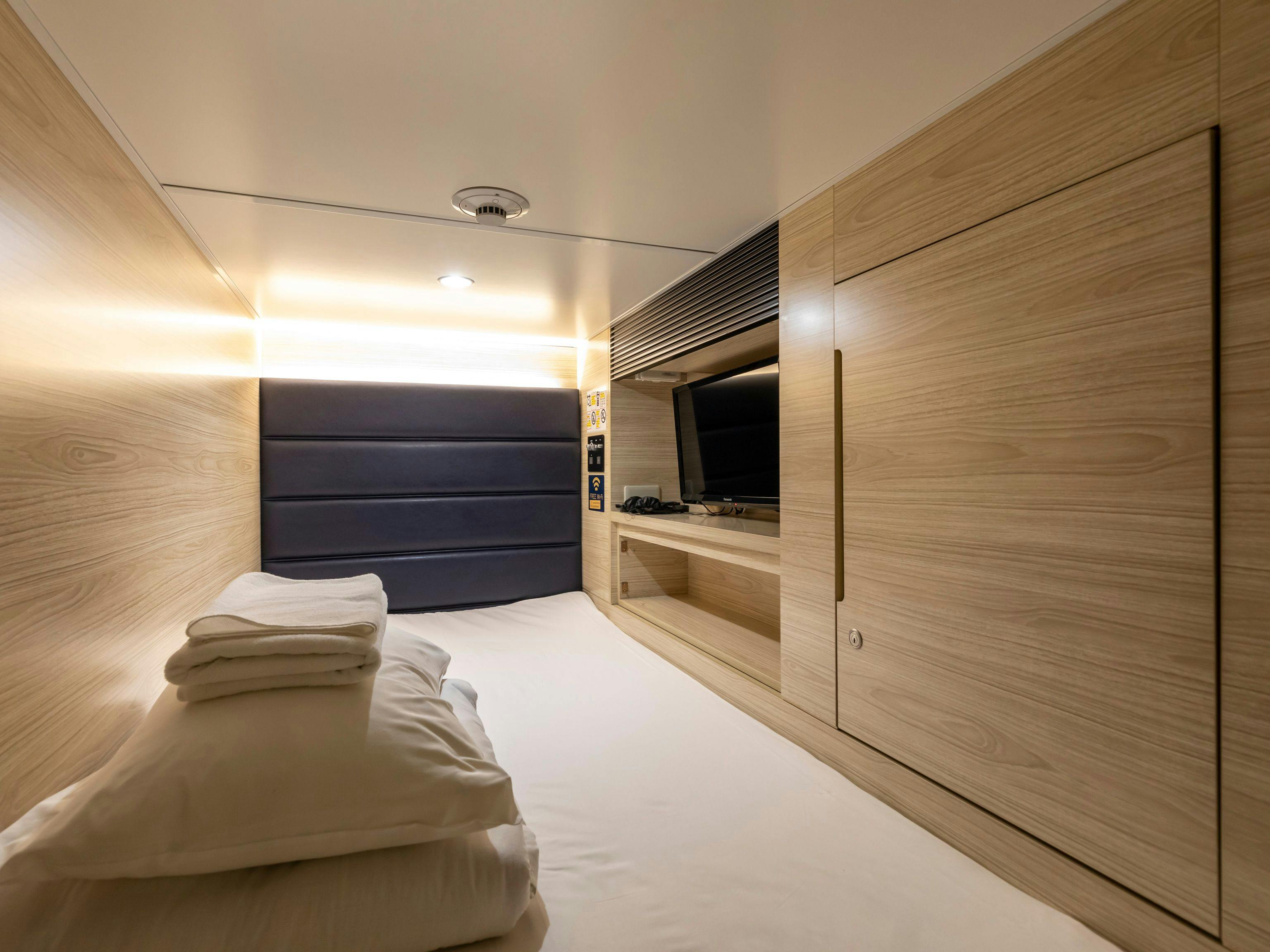 Tabist Capsule Hotel APODS Himeji Ekimae