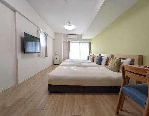 シングルx4 仕切り無し 高層階 玄関向き