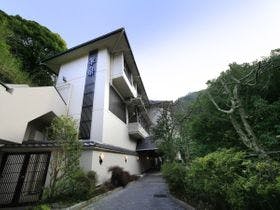 自家源泉かけ流しの宿　箱根翠泉